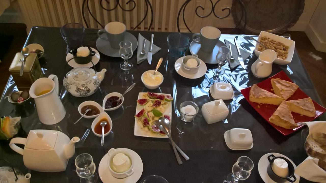 Chambres Et Table L' Echappee Bouvesse-Quirieu Bagian luar foto